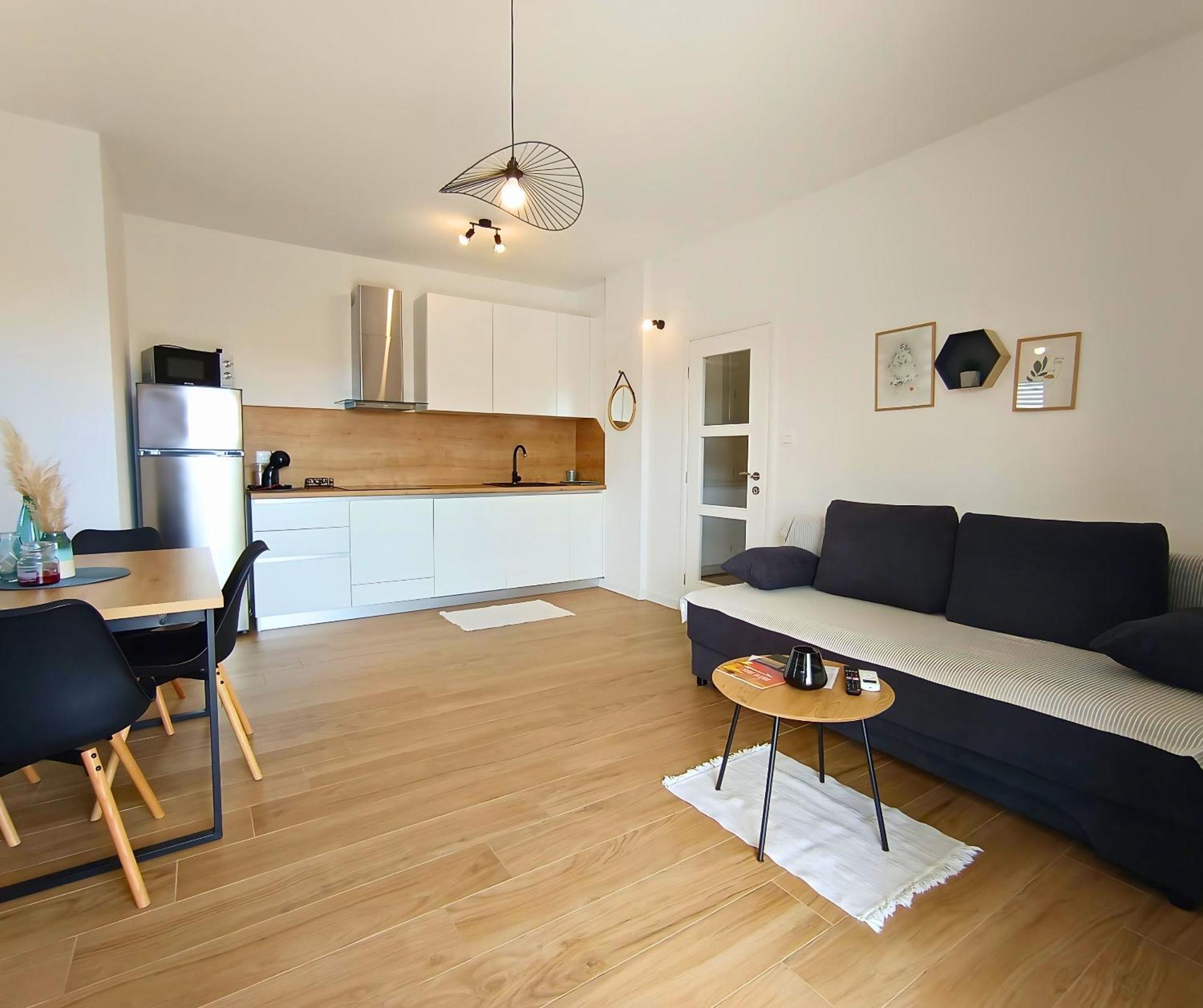 Lux Apartments וודיצה מראה חיצוני תמונה